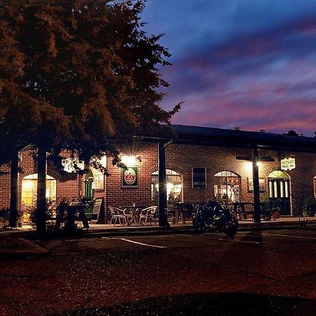 Murrumbateman Country Inn ภายนอก รูปภาพ